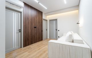 Vânzare, apartament, 3 camere, strada Jubiliară, Botanica - Poză 1