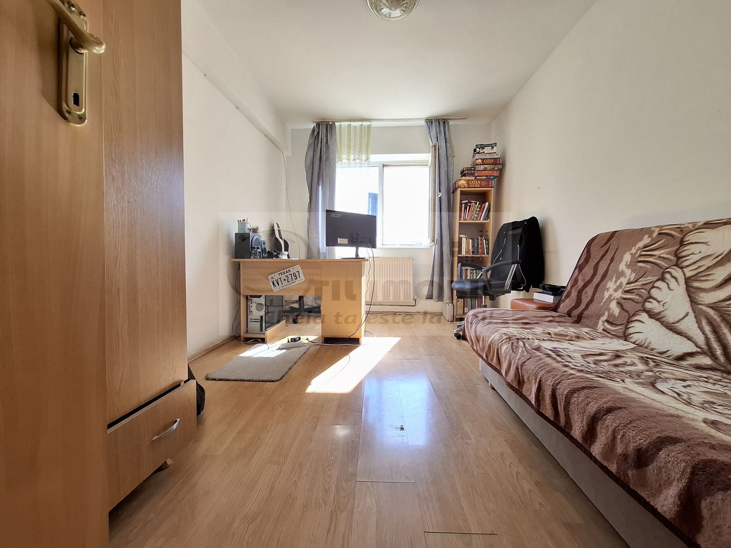 Liber, de vanzare apartament 3 camere Valea Lupului Iasi, baie cu geam - Poză 10