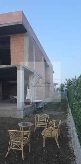 Vila la roșu  Strejnicu I SU 520 mp, teren 1.585 mp I - Poză 5