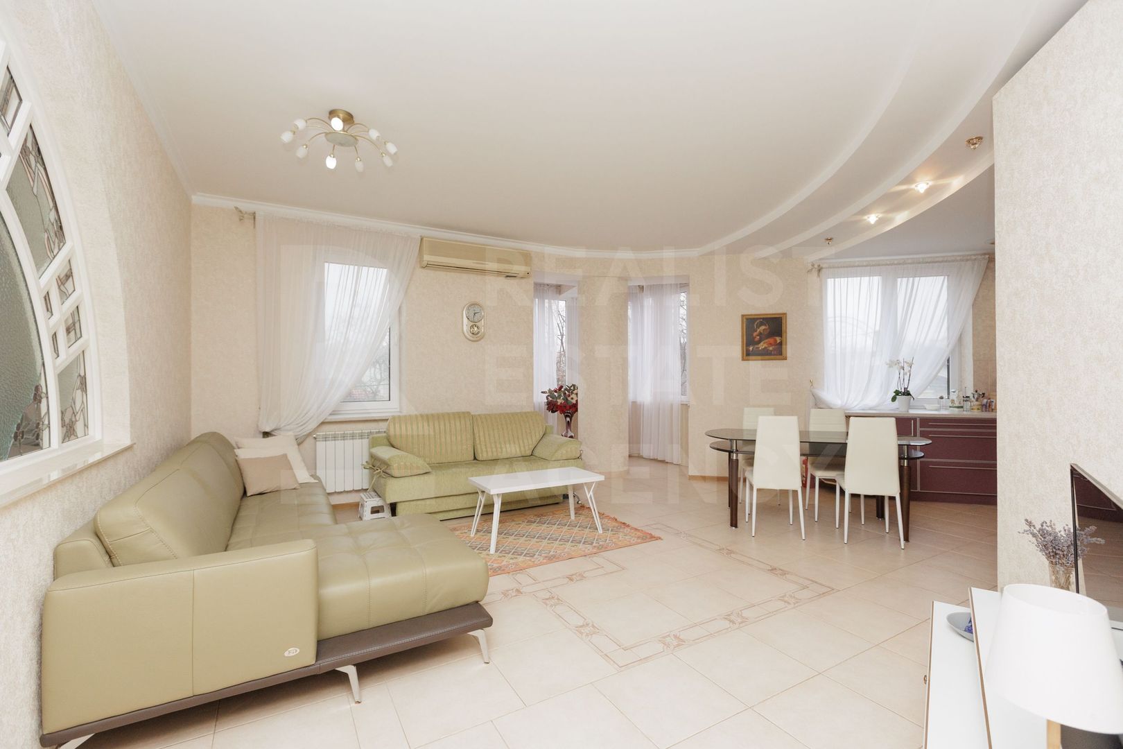 Vânzare, apartament, 4 camere, str. Mihai Eminescu, Centru - Poză 1