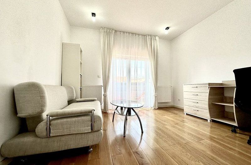 Apartament elegant -curte proprie - garaj - Poză 28