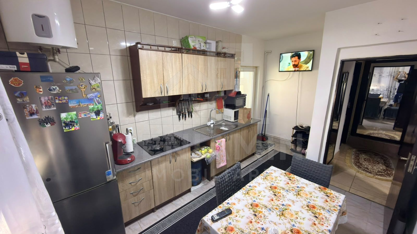 Casa de vanzare mobilata in Popoveni an2017 332mp teren - Poză 7