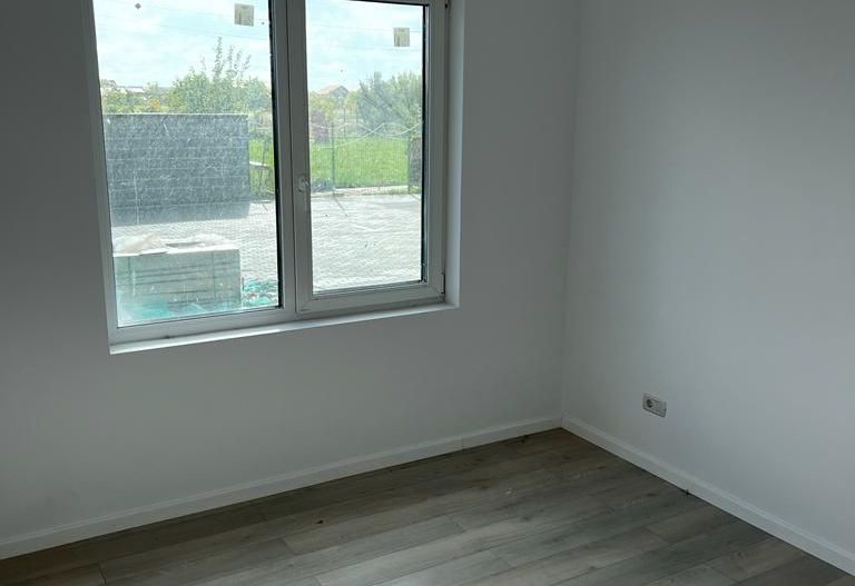 Apartament 2 camere cu curte proprie si loc de parcare - Poză 17