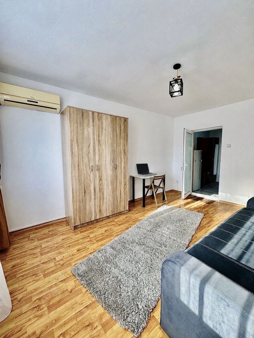 De inchiriat garsoniera zona Tiglina, etaj 4, 1200 lei - Poză 1