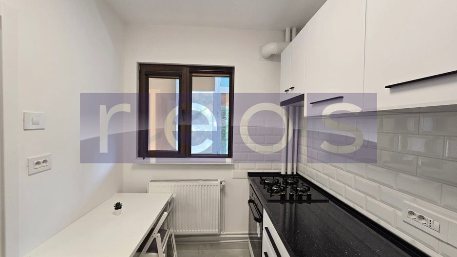 VANZARE 2 CAMERE | CENTRALA PROPRIE | COMPLET RENOVAT | ZONA DOMENII /  1 MAI - Poză 3