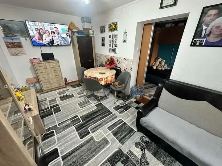 BRASADAS vinde apartament cu 3 camere. - Poză 3