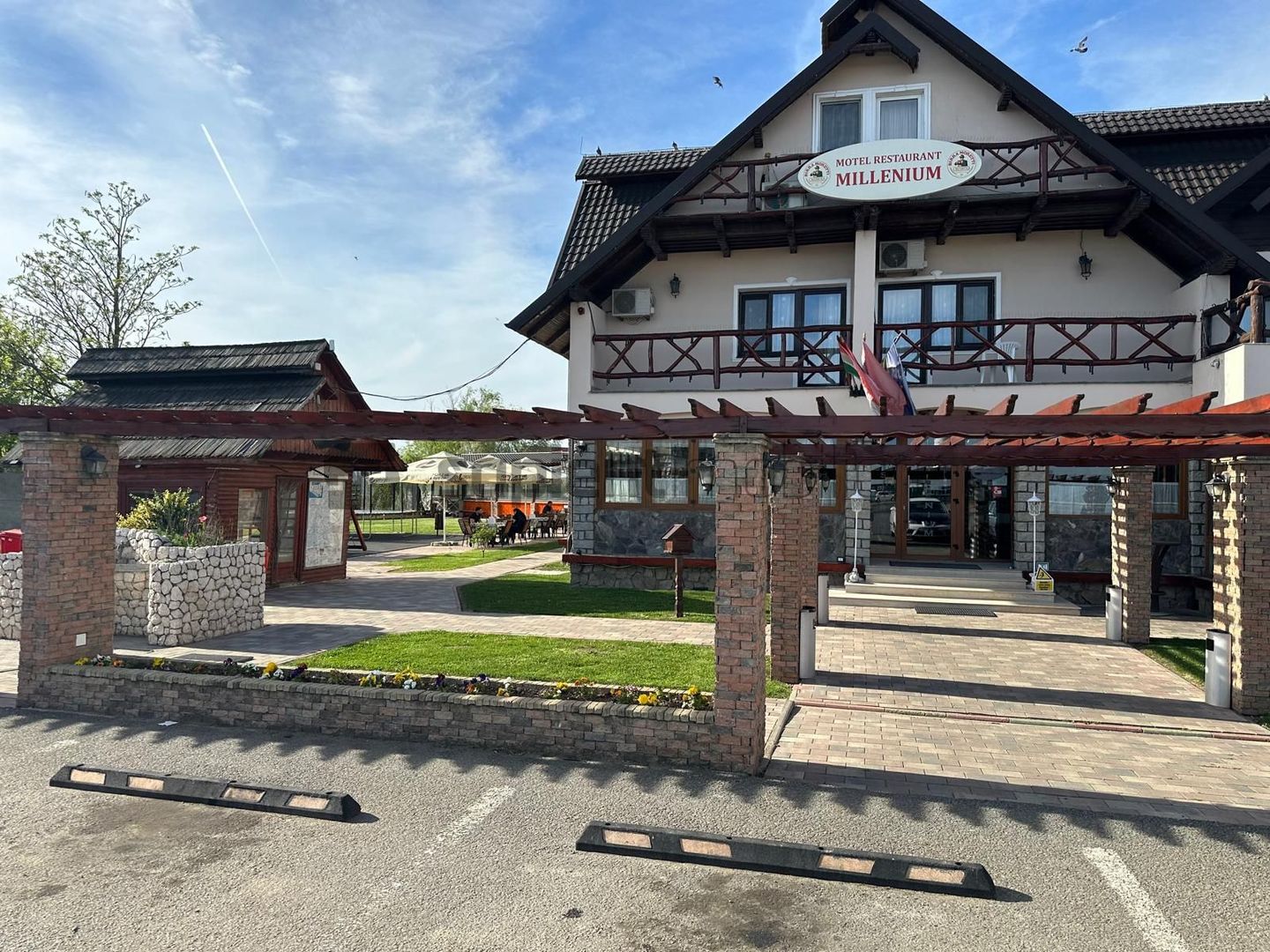 Sapient| Hotel Millenium - Poză 2