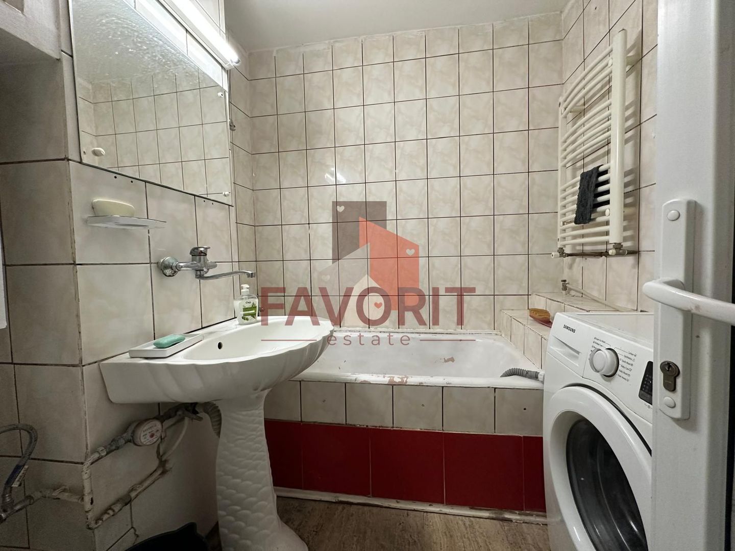 3 camere | centrala proprie | zona excelenta | investitie | - Poză 9
