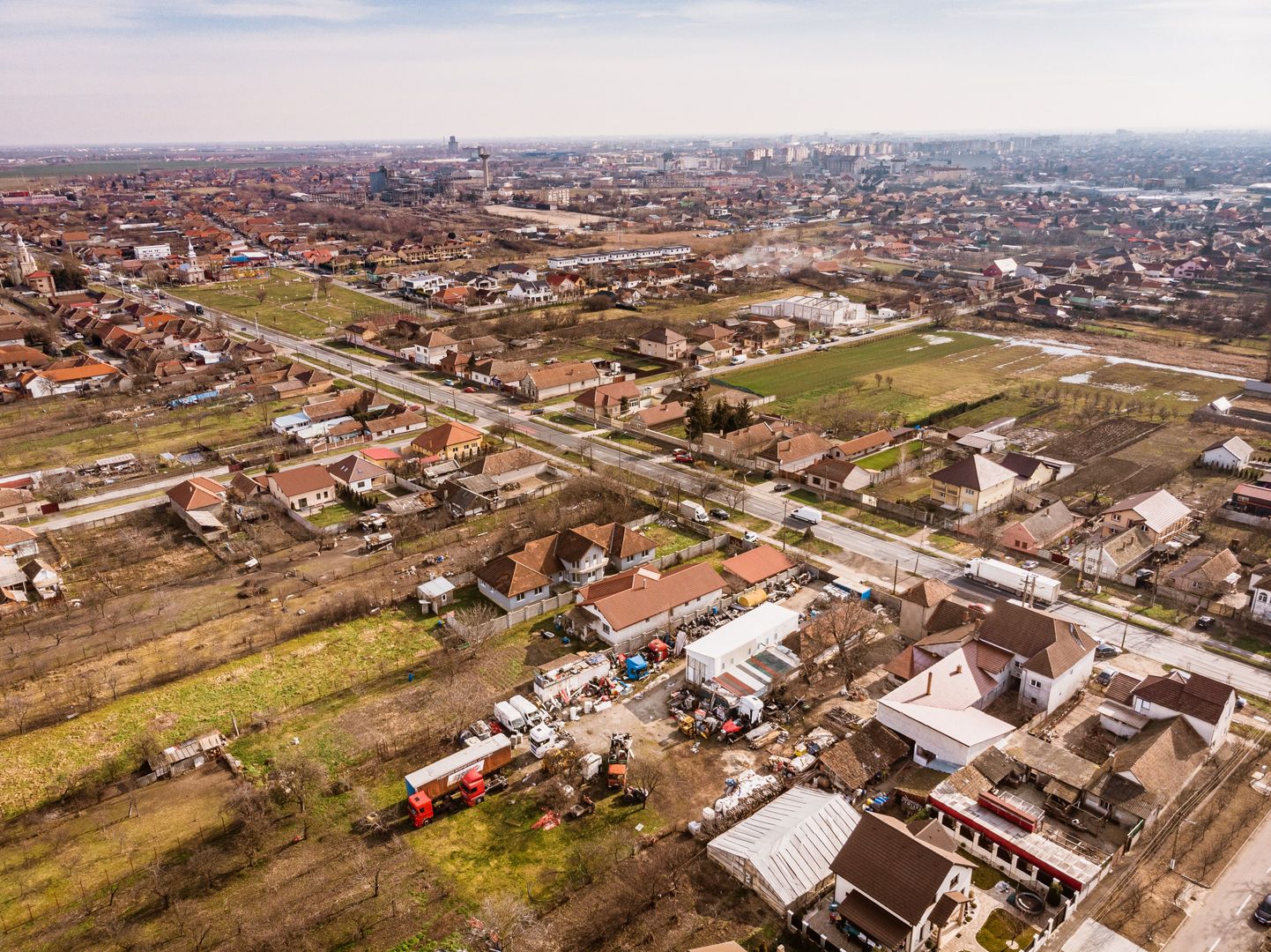 Casă la sol cu teren de 3.451mp în Gai - Poză 15