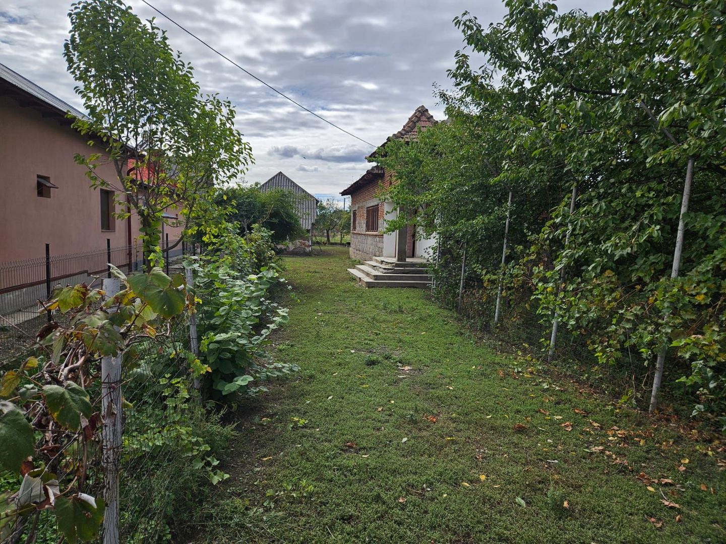 Casa de vanzare Golesti - zona Muzeu - Poză 4