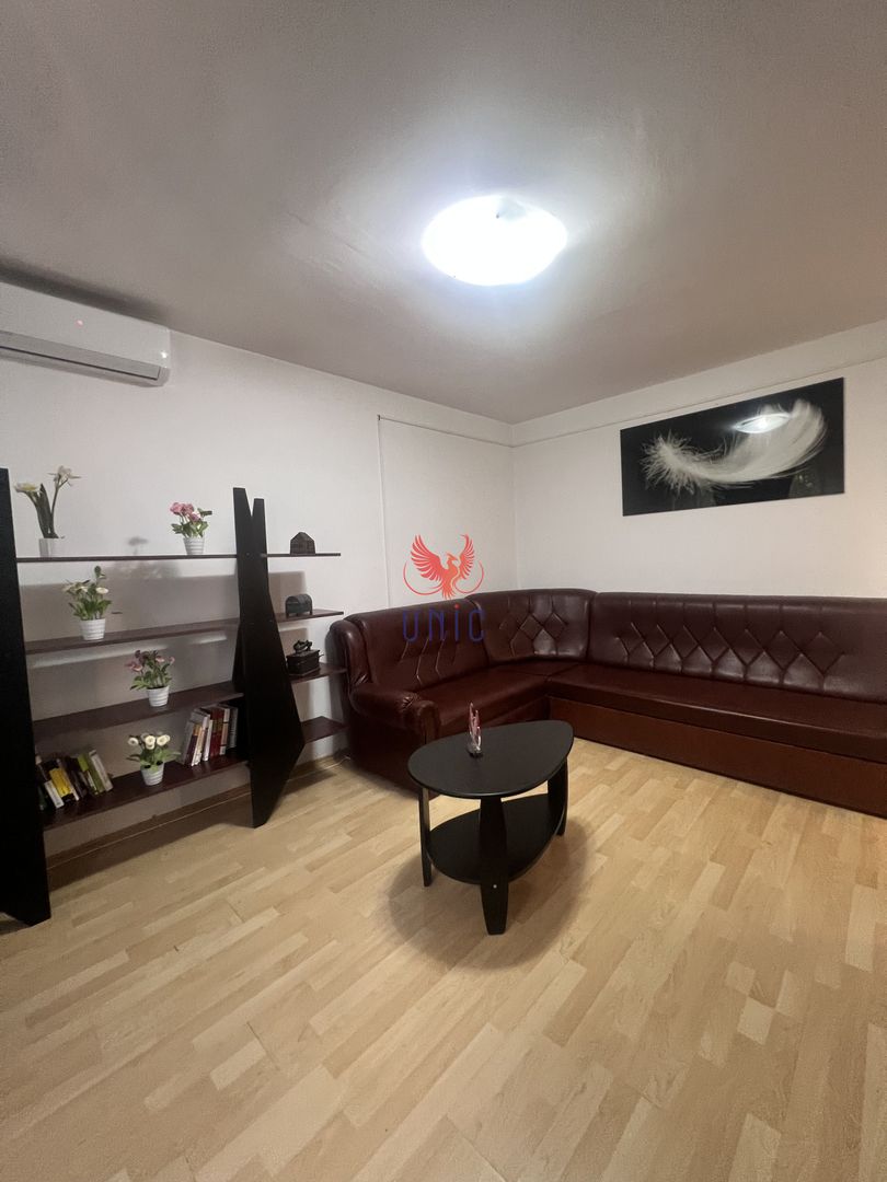 Decomandat, stradal, Calea Bucuresti etaj 1 - Poză 58