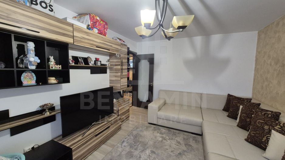 3 camere-etaj 4-68MP- Centrala Termica-Aer Conditionat-zona Ciuperca - Poză 2