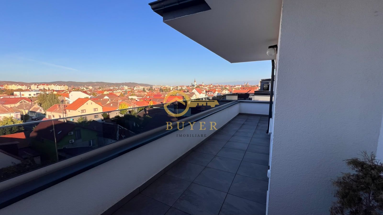 Penthouse spatios cu 2 terase in Kogalniceanu- 102 utili, buc separata - Poză 1