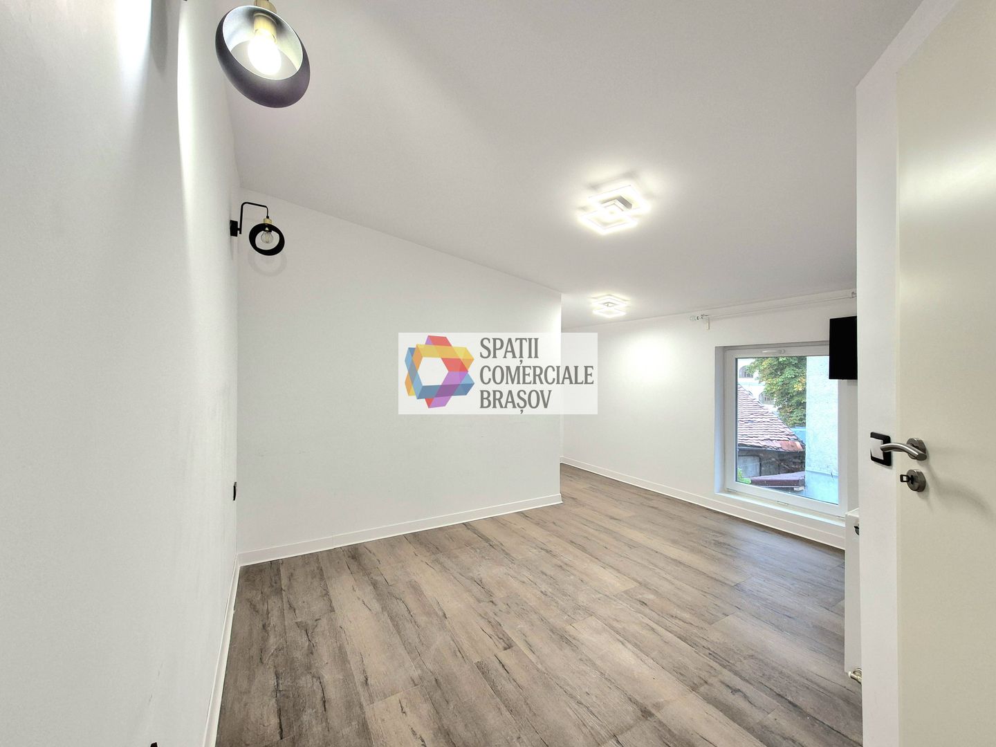 Spatiu de birouri la casă - 225 mp - Poză 16