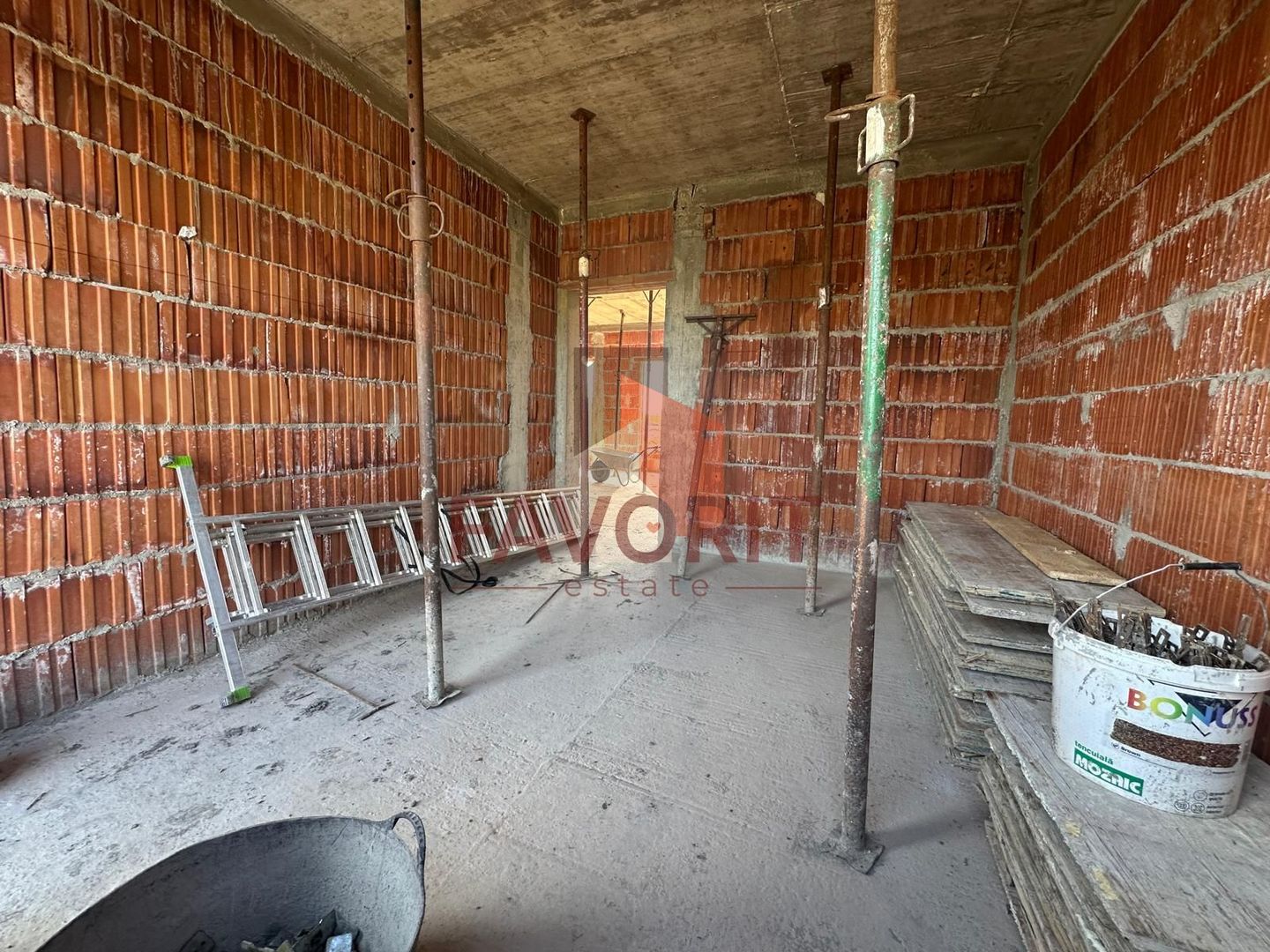 Duplex Individual | 4 camere | Toate utilitatile | Asfalt | Carport | - Poză 5