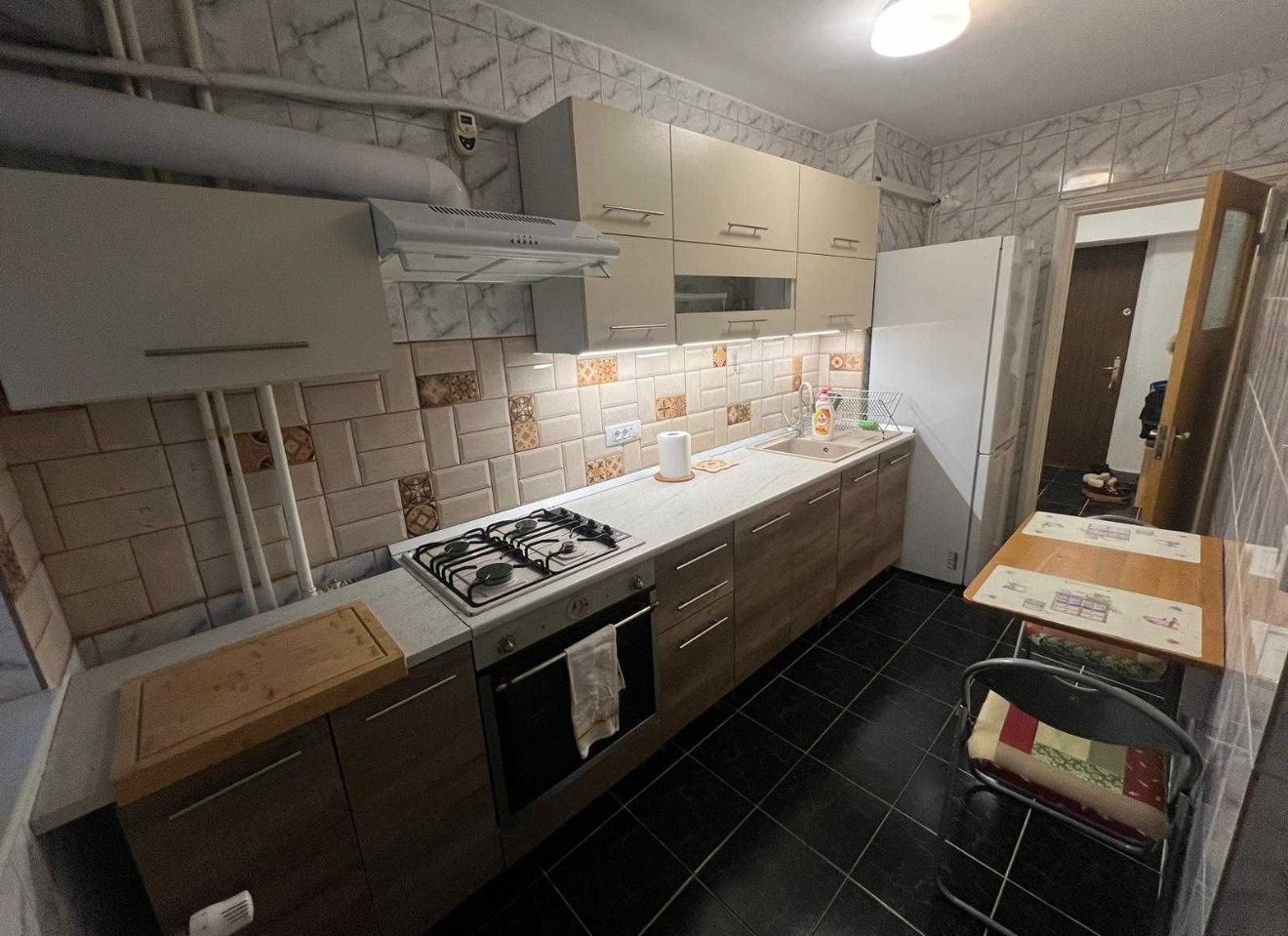 AP. 2 PANTELIMON,BUCATARIE INCHISA, MOBILAT/UTILAT,SPATIOS - Poză 1