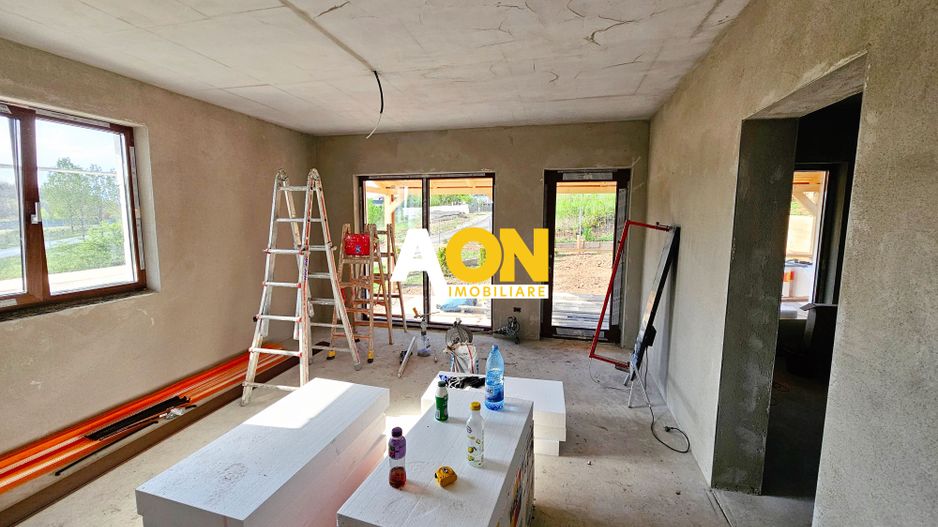 Casa la gri ( semifinisata ), 4 camere, 668 mp teren, com. Ciugud - Poză 7