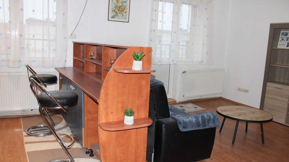 BRASADAS vinde ap 2 cam etaj 4/4 ULTRACENTRAL - Poză 2