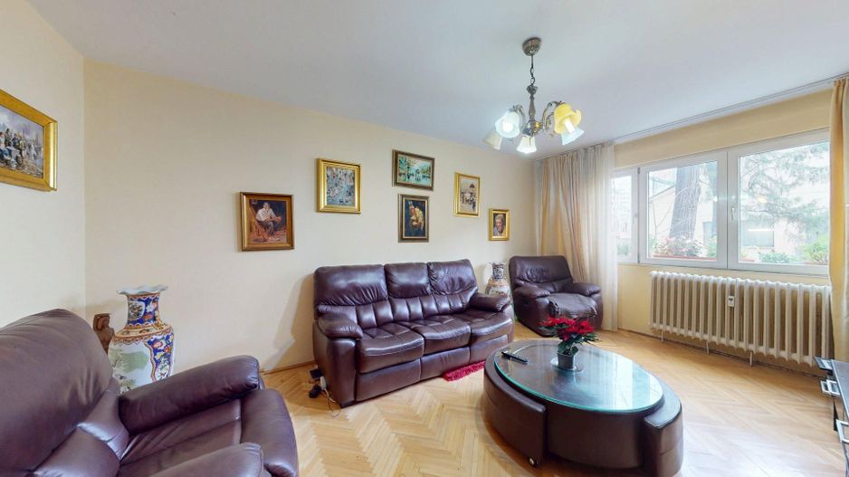 Apartament 3 camere Metrou Valea Ialomitei - Poză 2