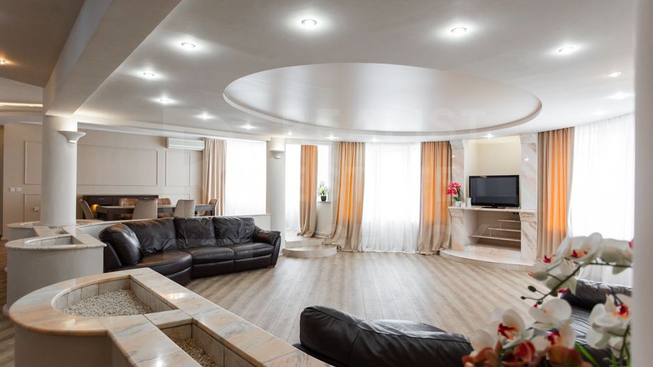 Chirie, apartament, 5 camere, strada Petru Rareș, Centru - Poză 11