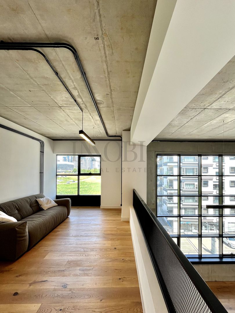 Brick Lofts Unitate pe 2 Niveluri / Bucătărie Mobilata / Vedere Lac - Poză 9