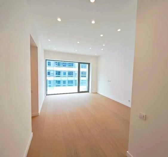 Apartament lux 2 camere, Aviatiei Tower, etaj 8, vedere superbă. - Poză 4