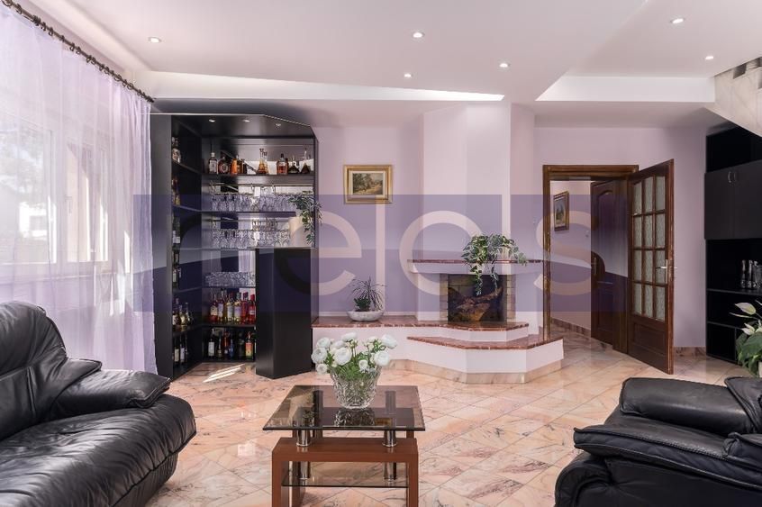 VANZARE VILA 360 MP | 300 MP CURTE | PARCUL CIRCULUI | MOBILAT-UTILAT - Poză 3