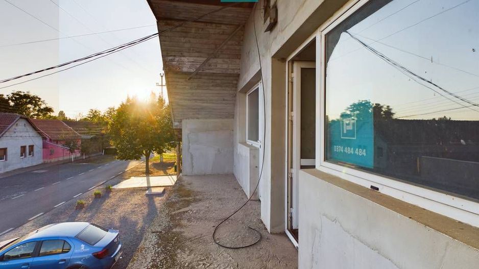 Casă/vilă cu 6 camere în Curtici - Poză 25