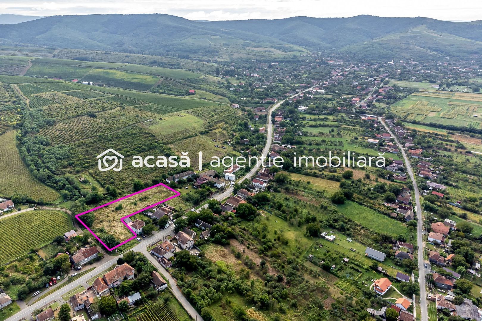 Teren de vis în Ghioroc! Stațiunea supranumită ”Litoralul Vestului” - Poză 5