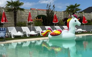 Restaurant si Centru de Evenimente la Cheie, cu piscina Loc. Premium - Poză 3