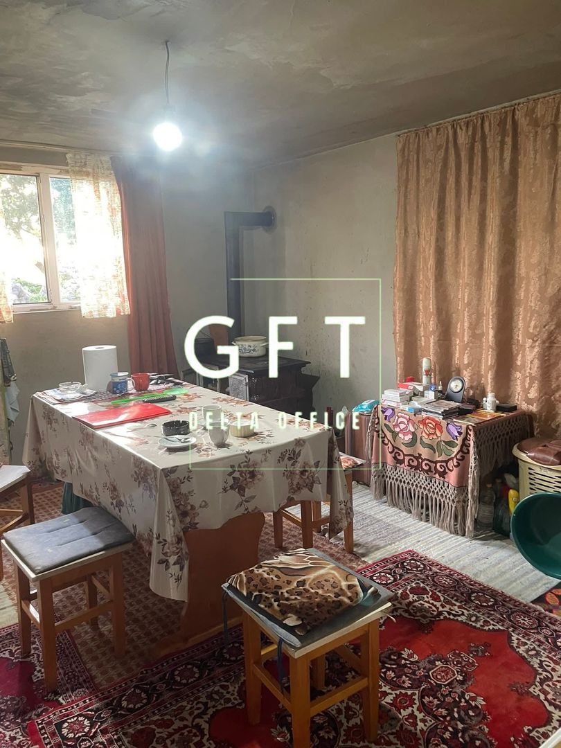 CASA DE VANZARE+ANEXA + TEREN - Poză 6