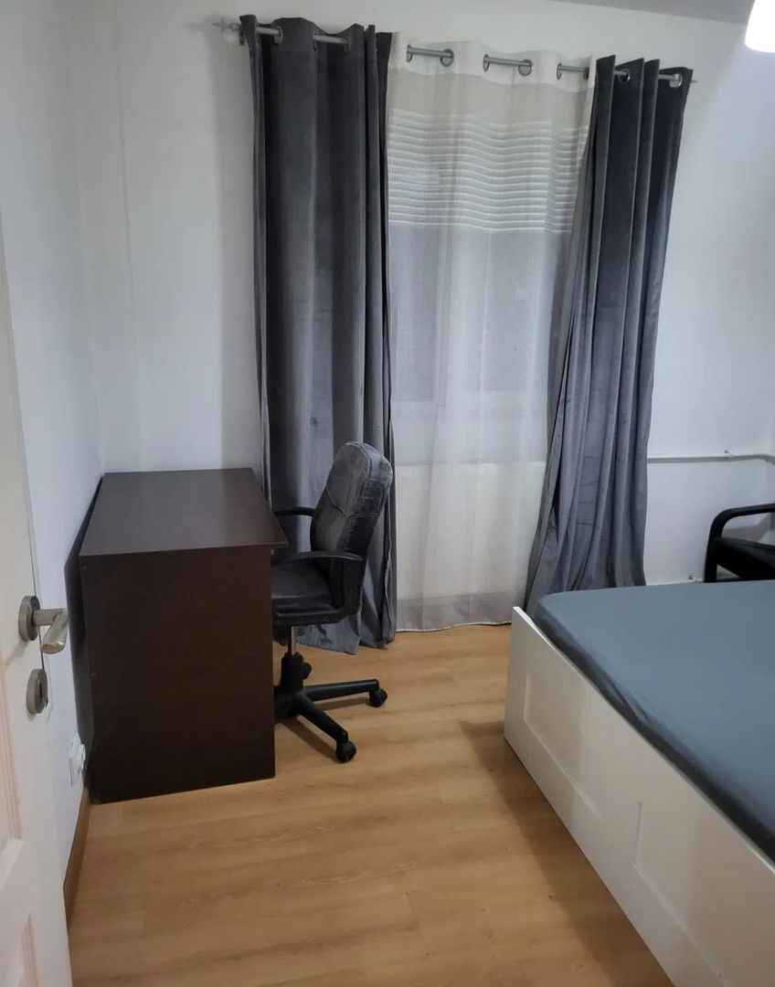 Apartament  3 camere de vanzare Gorjului - Poză 6
