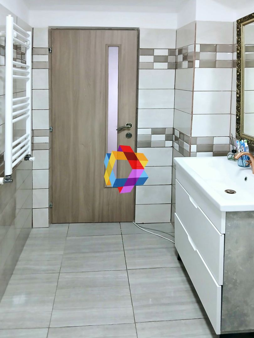 Apartament cu trei camere, zona Tractorul - Coresi, 70 mp - Poză 11