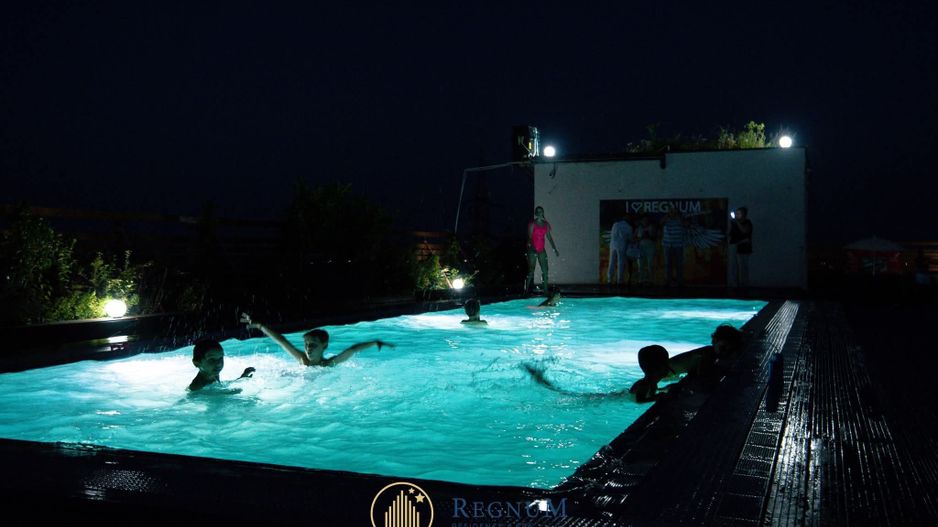 AP. 2 CAMERE - REGNUM RESIDENCE, PARCARE INCLUSA, PISCINA,ACCES PRIVAT - Poză 6