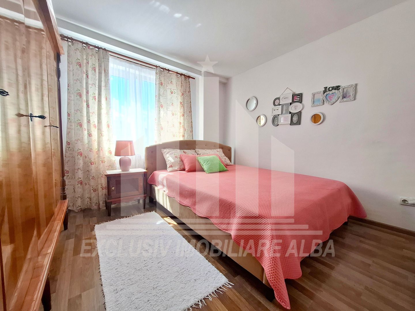 Apartament cu 3 camere de vanzare, Cetate - Poză 5