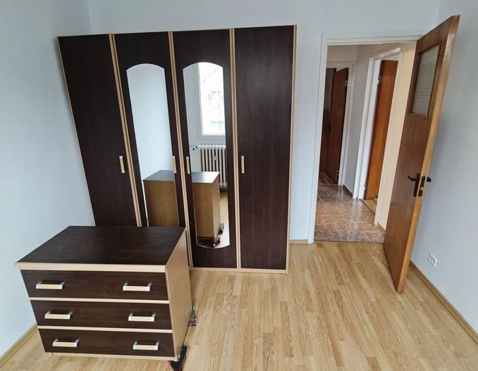 Apartament luminos 3 camere - Emil Racovita, 5 min. de metrou Piata Sudului - Poză 3