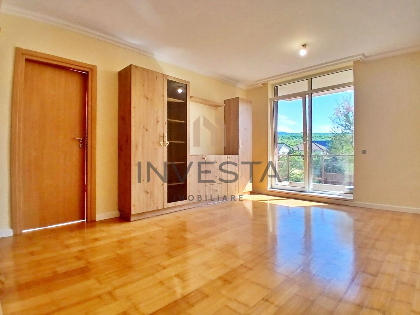 Apartamet 2 camere la etajul I cu podea din bambus in Borhanci! - Poză 5