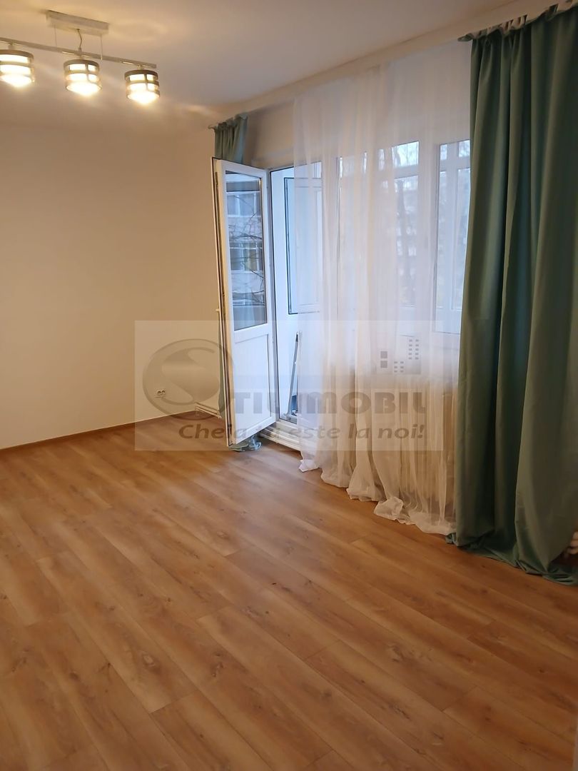 Ap 3 cam, Tătărași , 67 mp, renovat,  etaj 2/4 – 125.000 € - Poză 1