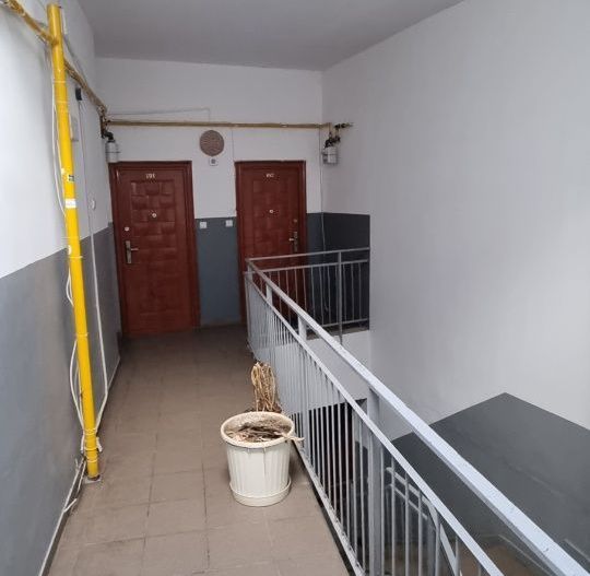 Apartament cu 3 camere la mansarda-65.000 euro - Poză 5