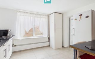 Casă cu 6 camere în zona Central - Poză 2