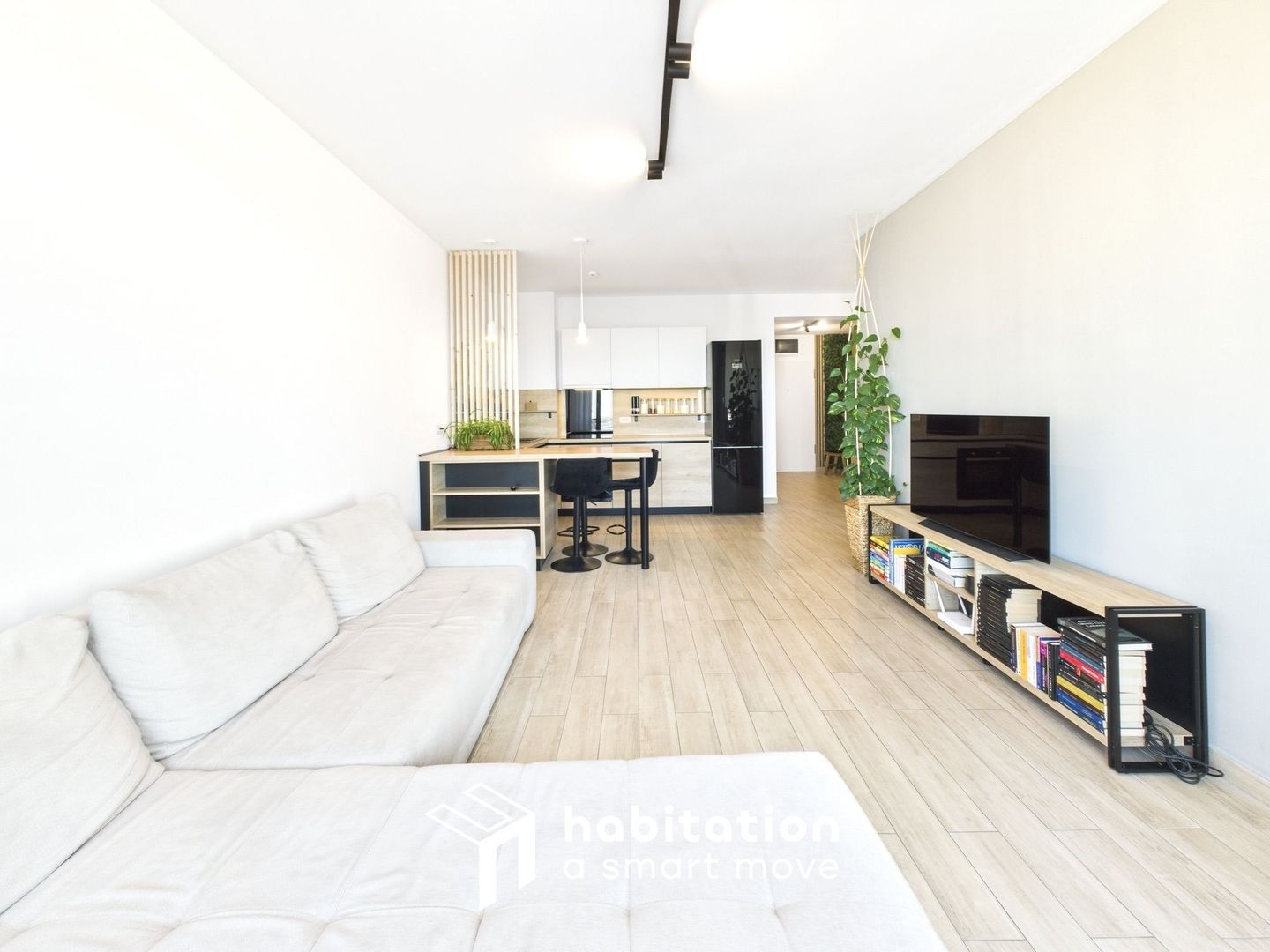 Tur virtual - Apartament cu 2 Camere – Vedere Panoramică,  în ISHO - Poză 4