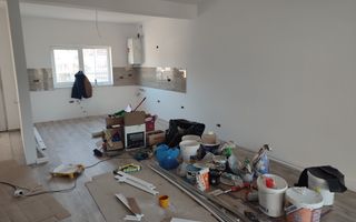 Sacalaz, 1/2 Duplex pe Etaj, 4 Camere,2 Bai,Terasa Acoperita - Poză 4