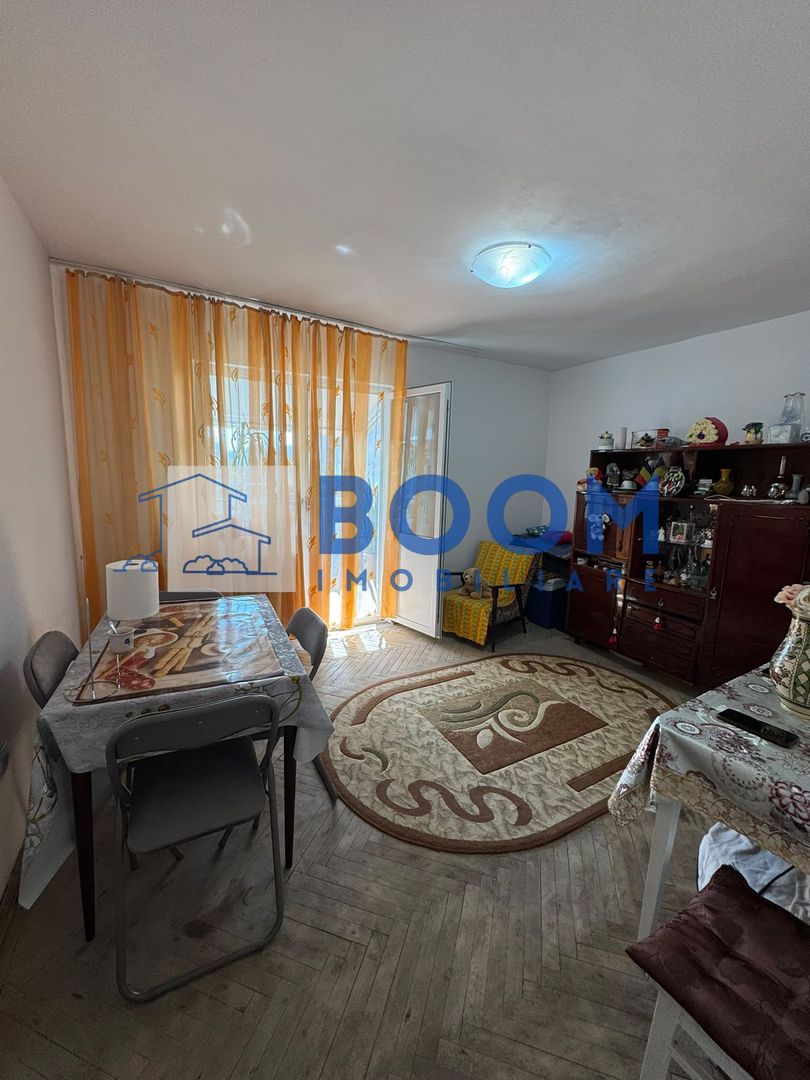 Apartament 3 camere Tic Tac | Decomandat | - Poză 2