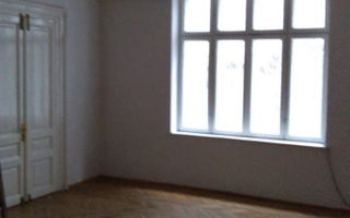 De vanzare Vila interbelica consolidata, Calea Victoriei, Cismigiu - Poză 4