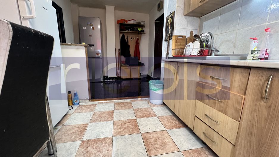 VANZARE 2 CAMERE | SEMIDECOMANDAT | ZONA PIATA MUNCII - Poză 3