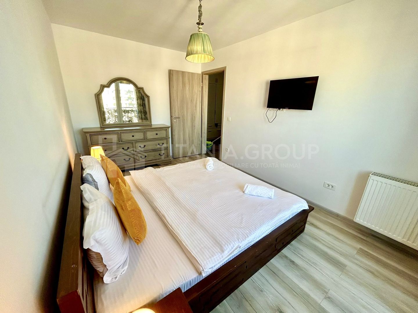 Apartament 3 camere decomandat, 2 bai, parcare, boxa, Kasper Coresi - Poză 3