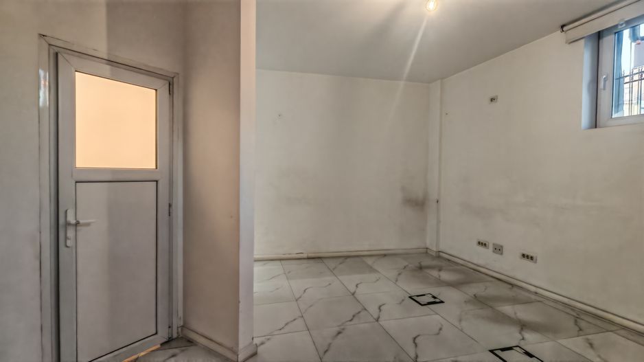 Spațiu comercial de inchiriat I Piata Romana I Vad pietonal intens - Poză 6