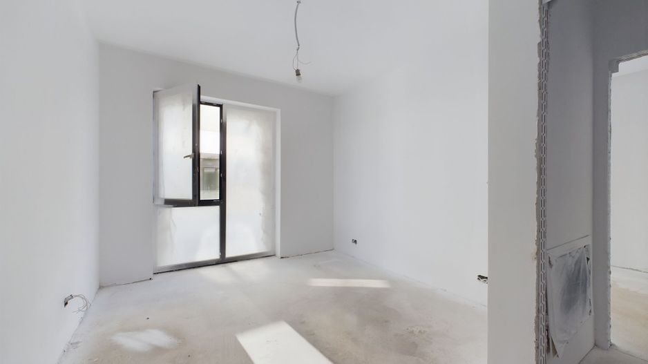 Apartament modern cu 4 camere, curte și terasă – liniște și confort ap - Poză 6