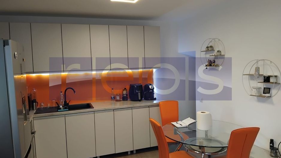 VANZARE VILA 3 CAMERE PRELUNGIREA GHENCEA I CONFORT I RAFINAMENT - Poză 2