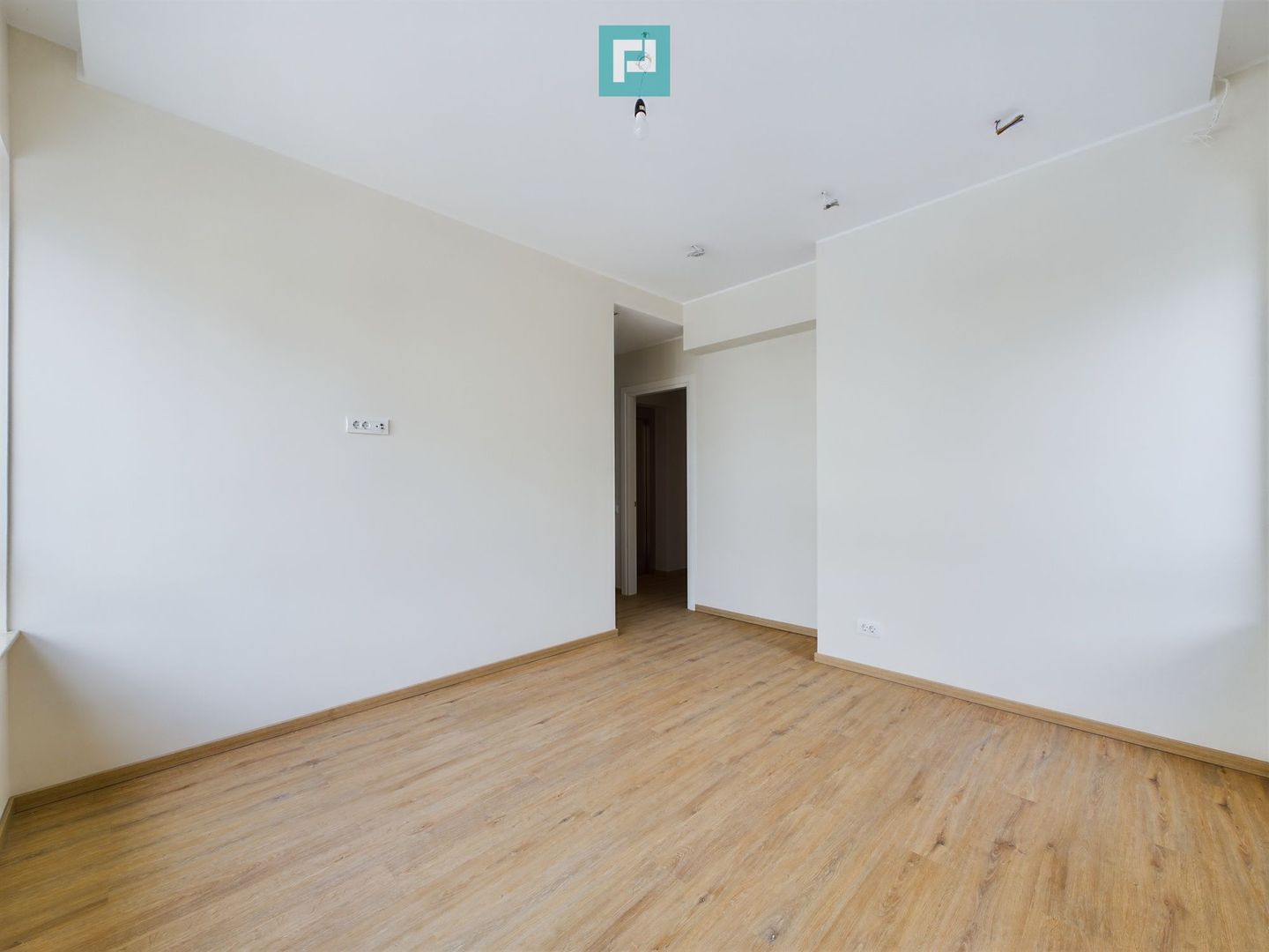 Vila Duplex 3 dormitoare cu garaj zona Școala Americană - Poză 9